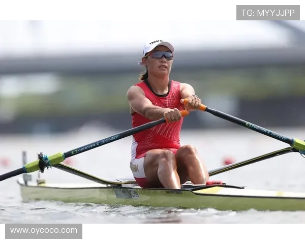 赛艇竞技中的战术配合策略与团队协同效应研究